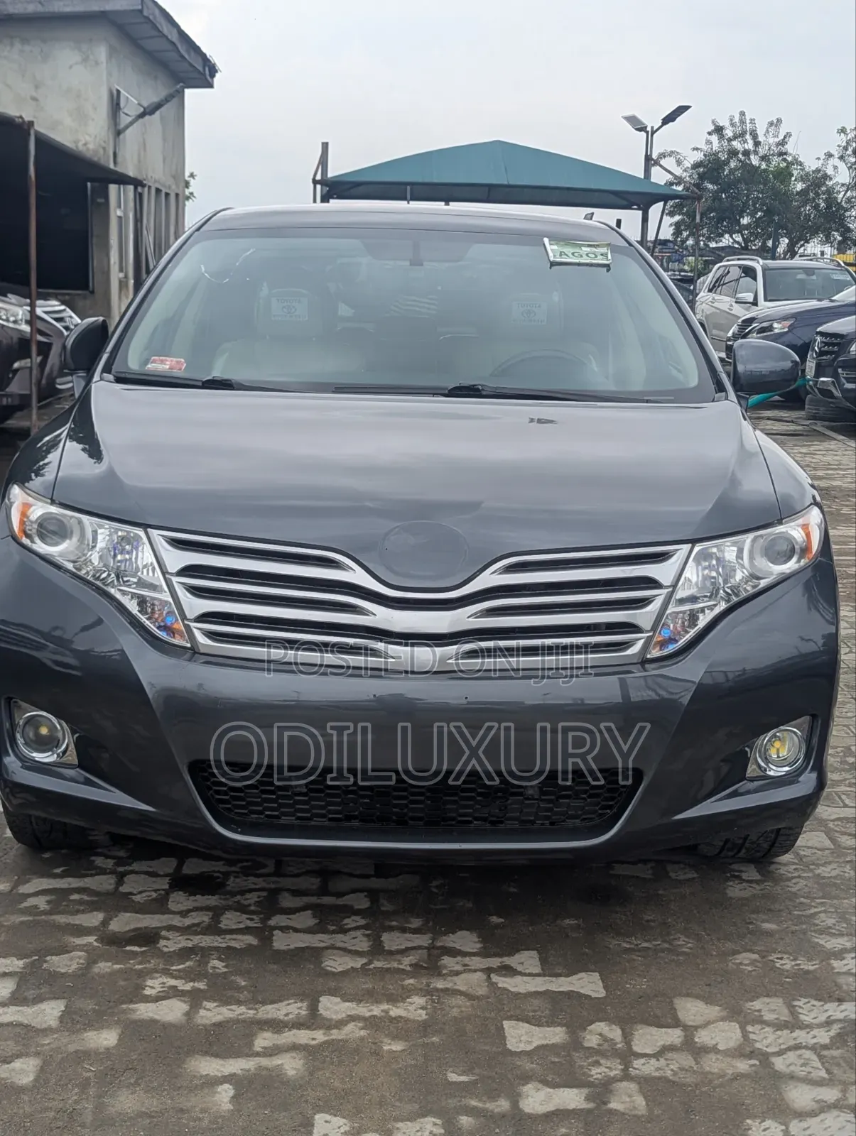 Toyota Venza XLE 2010 Gray