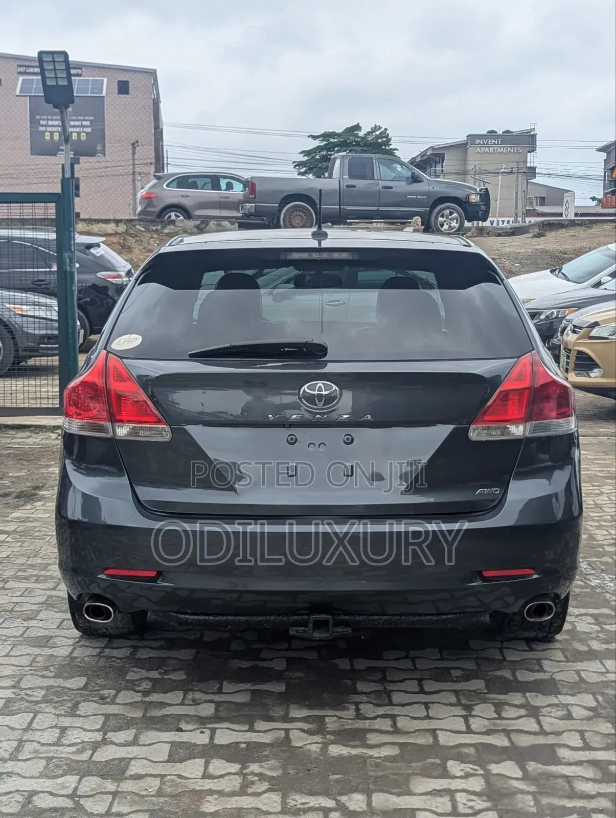 Toyota Venza XLE 2010 Gray