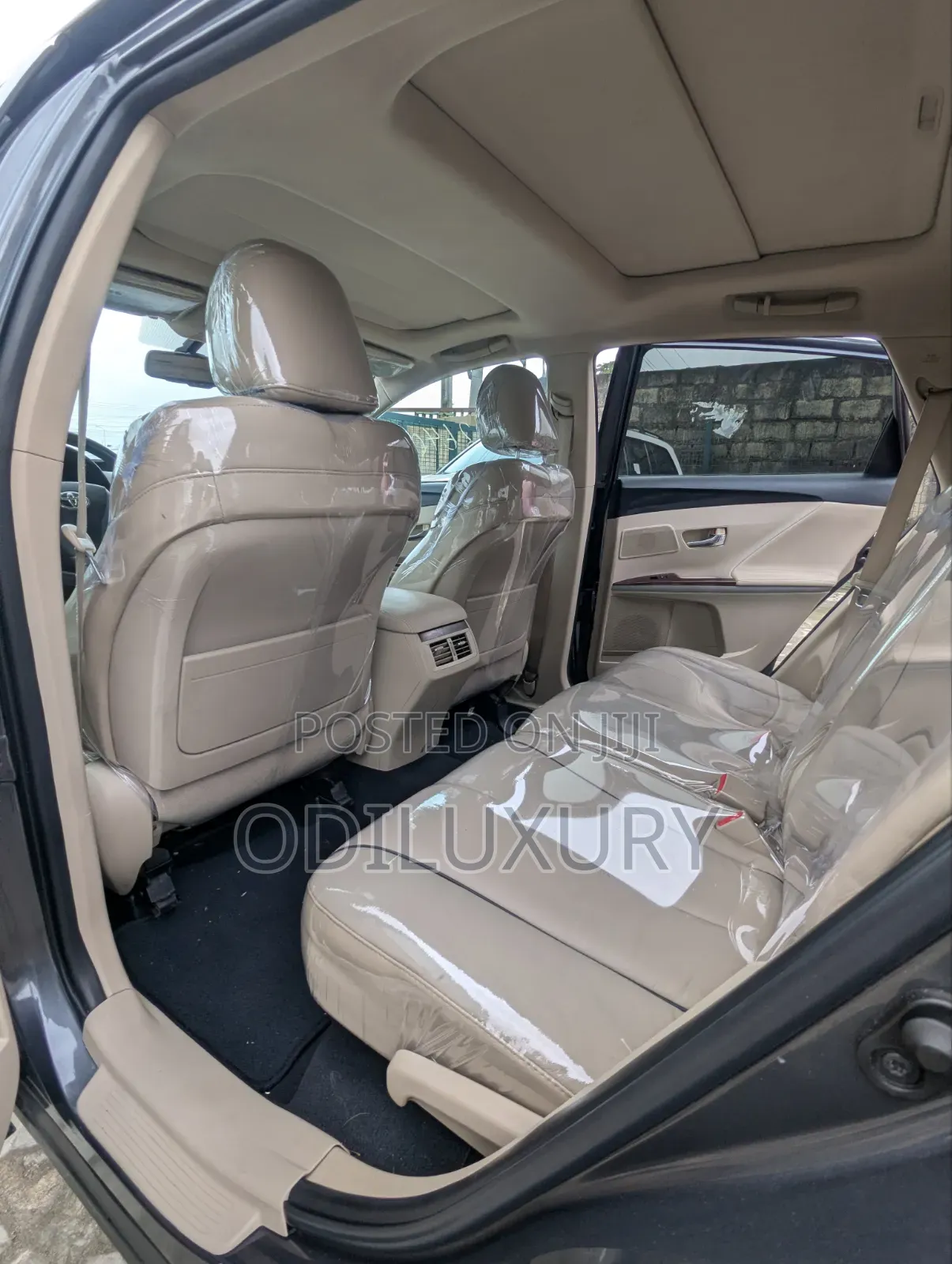 Toyota Venza XLE 2010 Gray