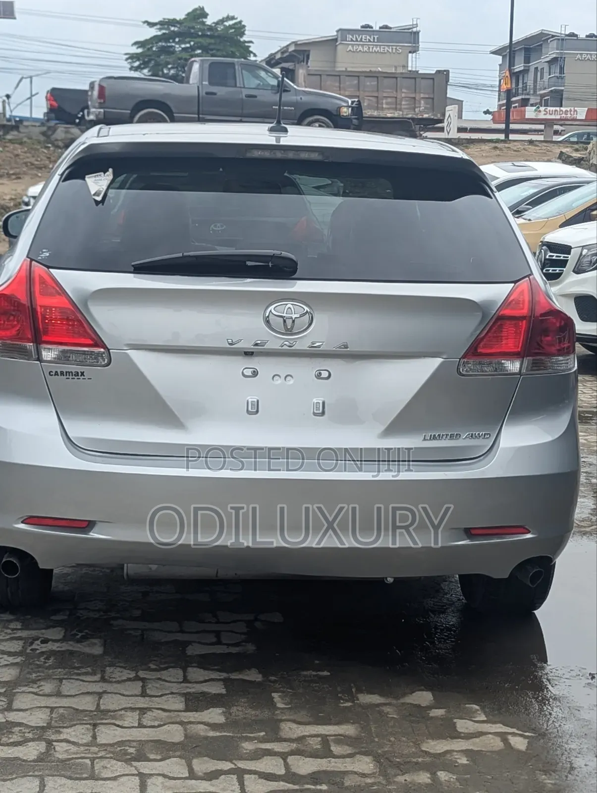 Toyota Venza Limited 2010 Silver