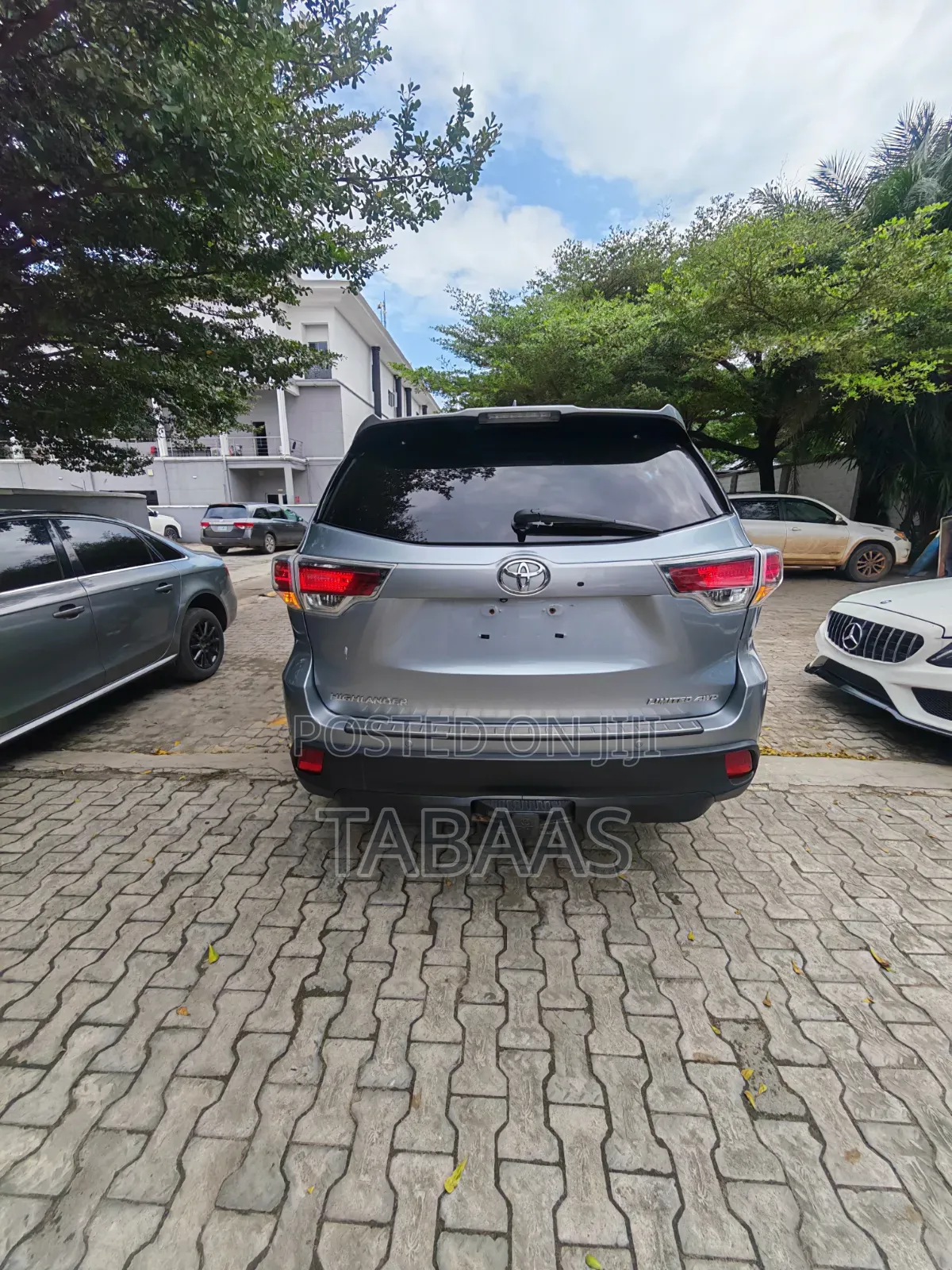 Toyota Highlander Limited 4dr SUV AWD (3.5L 6cyl 6A) 2014 Silver