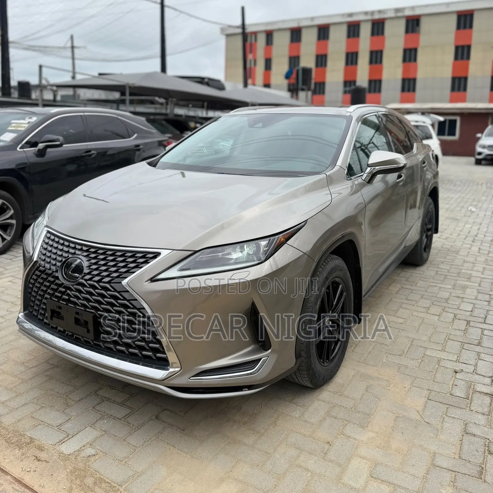 Lexus RX 2021
