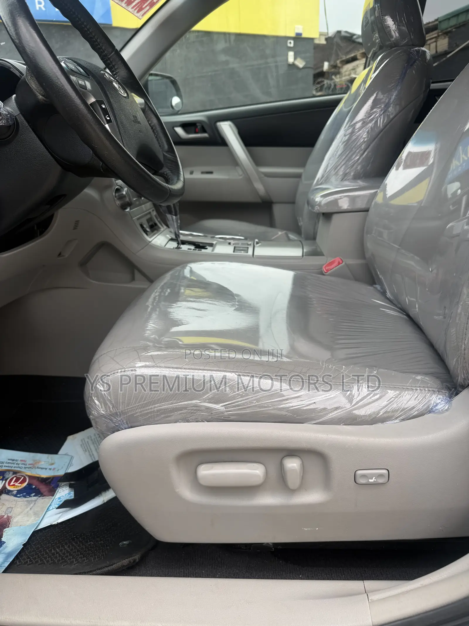 Toyota Highlander 2012 Gray