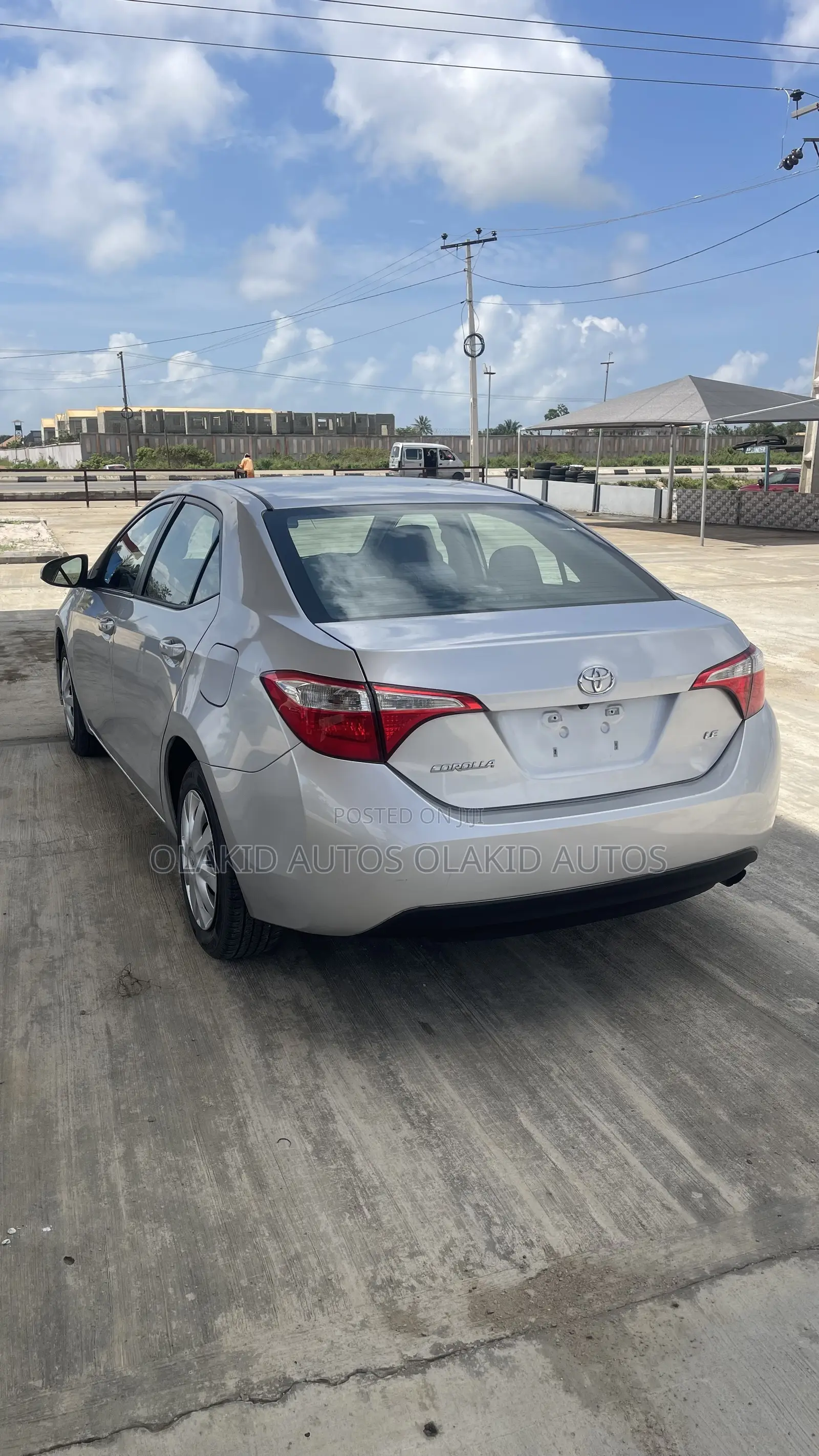 Toyota Corolla LE 4dr Sedan (1.8L 4cyl CVT) 2016 Silver
