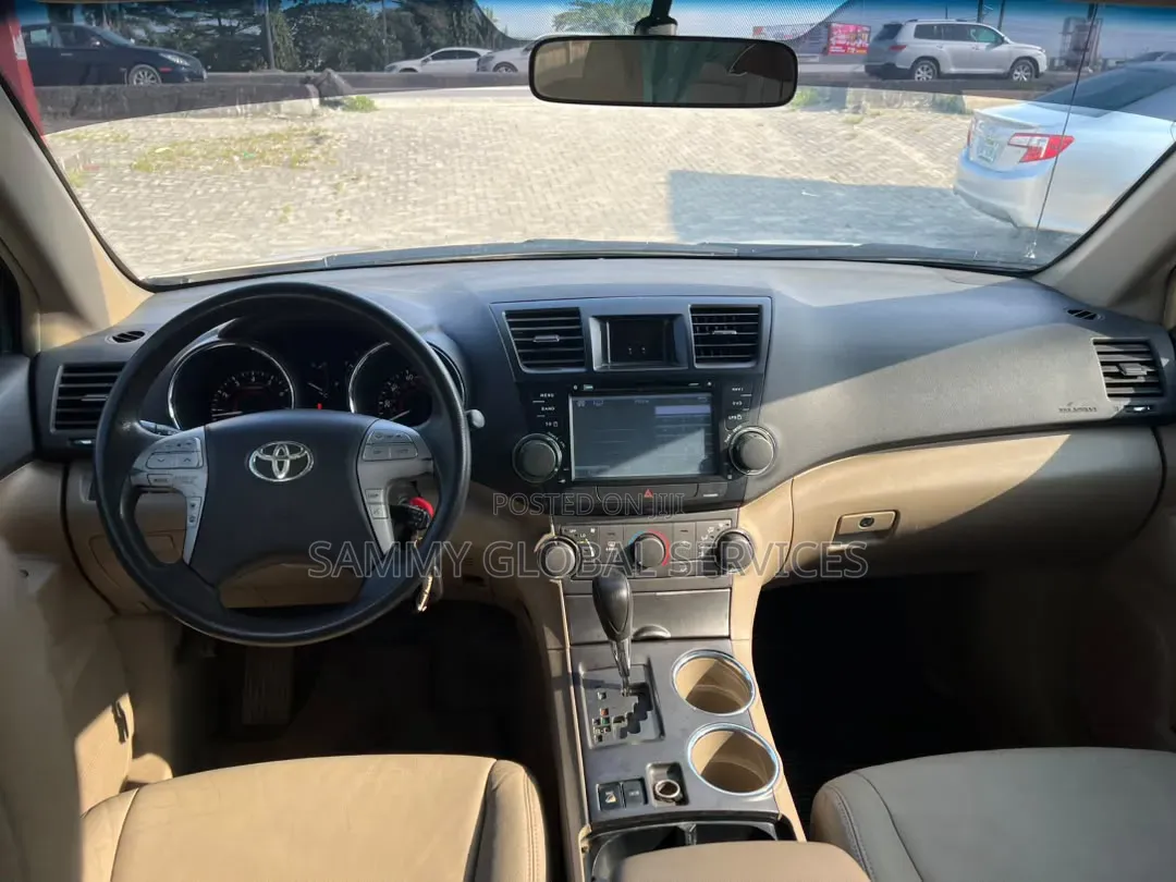 Toyota Highlander Sport 2008 Gold
