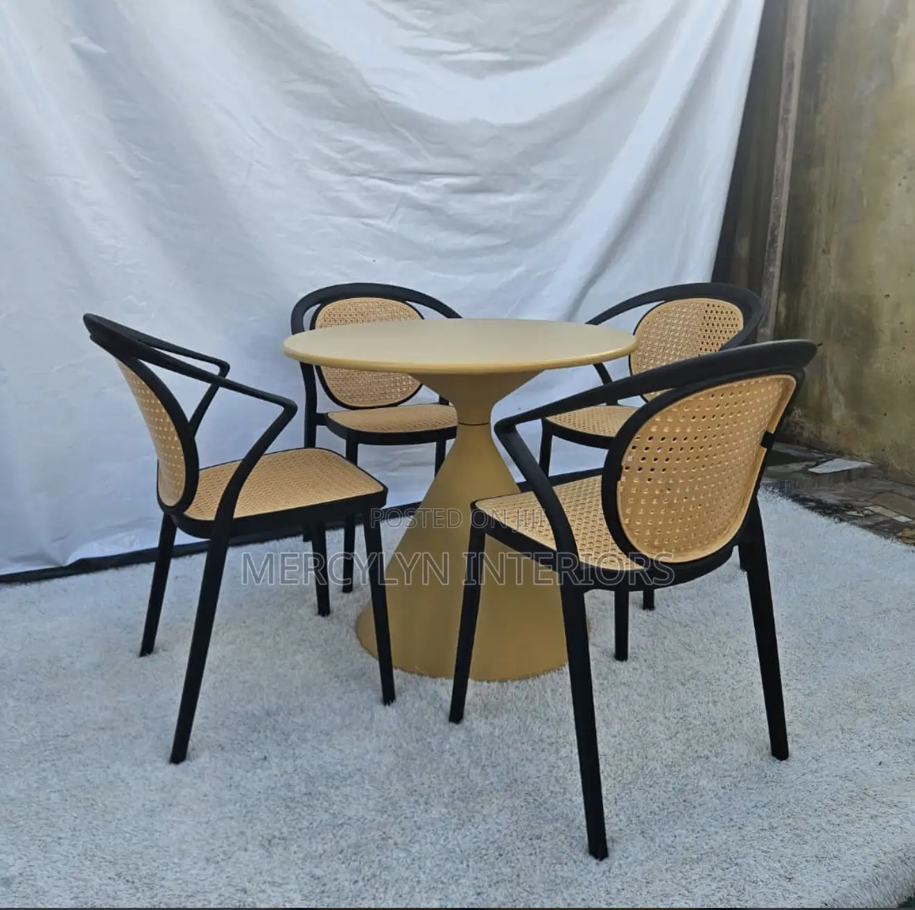 4 Seater Restaurant Dining