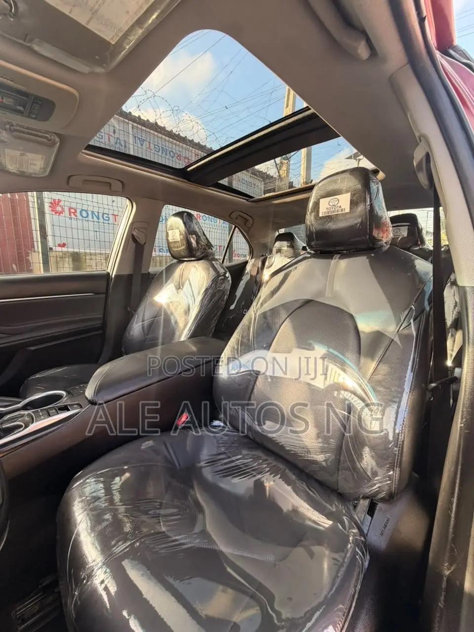 Toyota Camry XSE FWD (2.5L 4cyl 8AM) 2018 Red