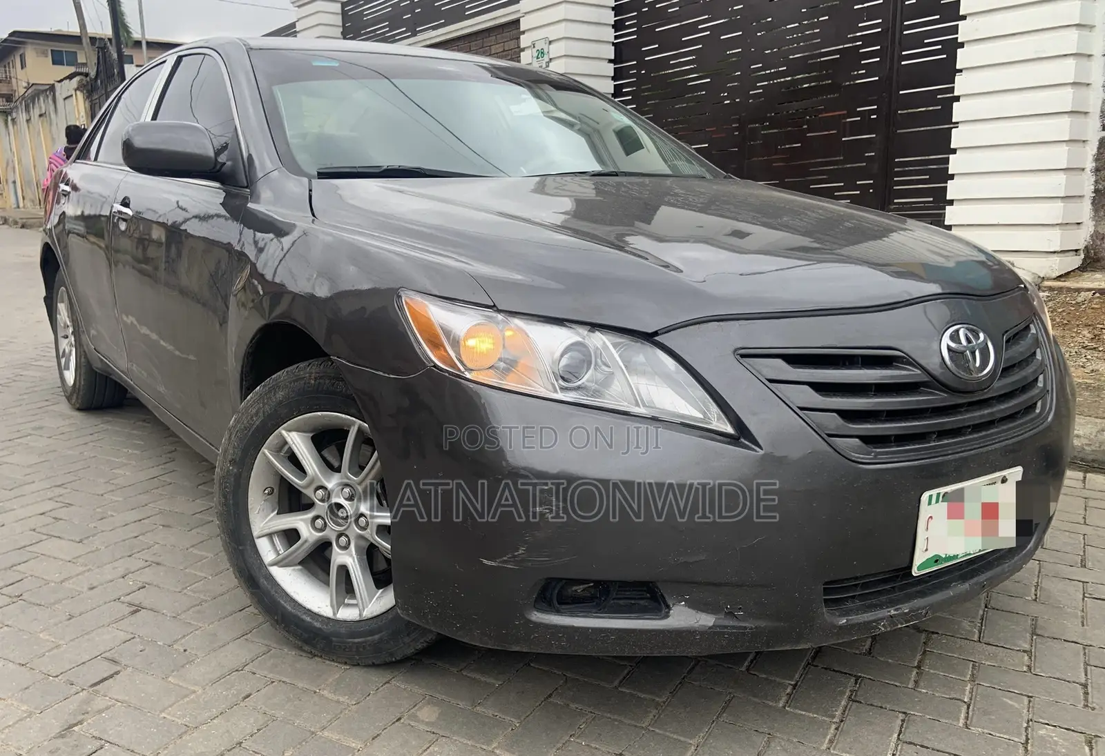 Toyota Camry XLE 4dr Sedan (2.4L 4cyl 5A) 2007 Gray