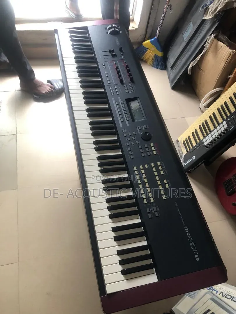 Direct Uk Used Yamaha Moxf8 Seignzer Keyboard