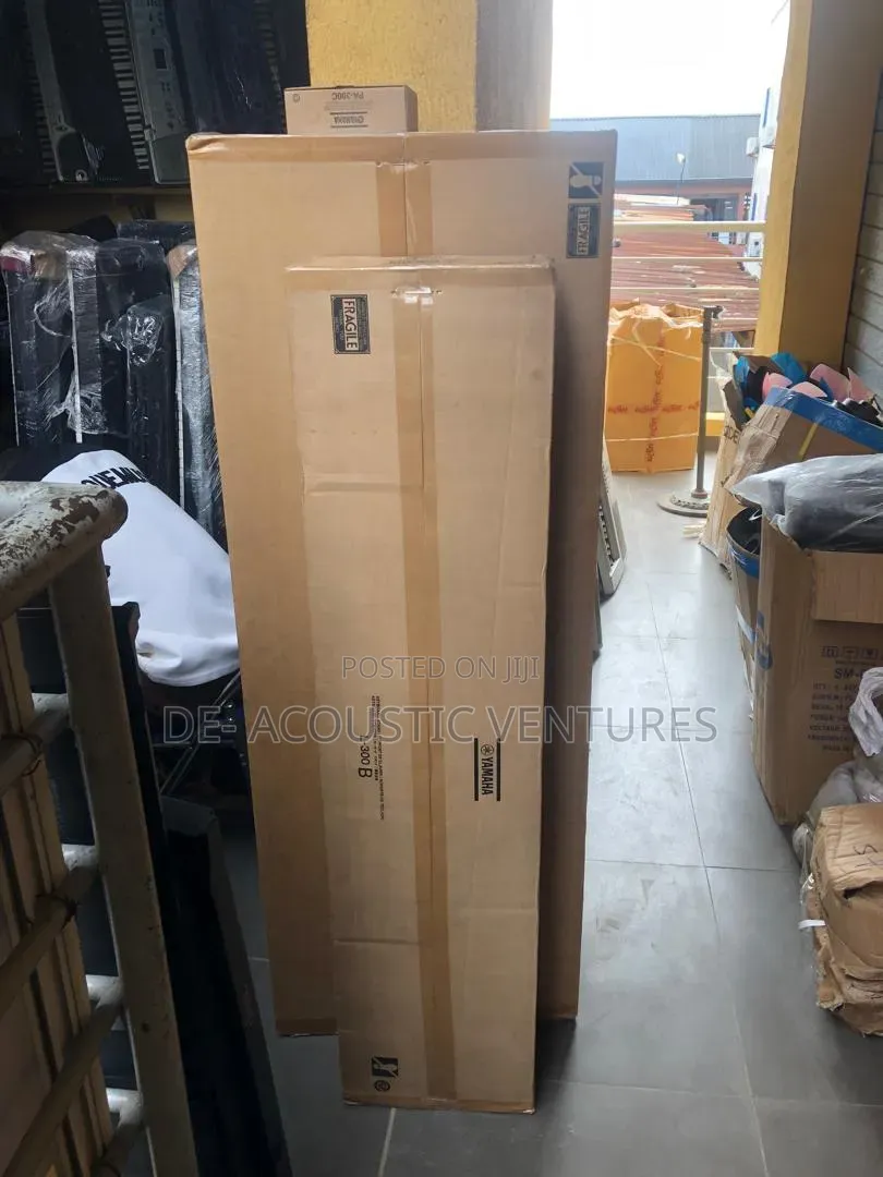 Brand New DGX 670B Portable Grand Piano With Stand