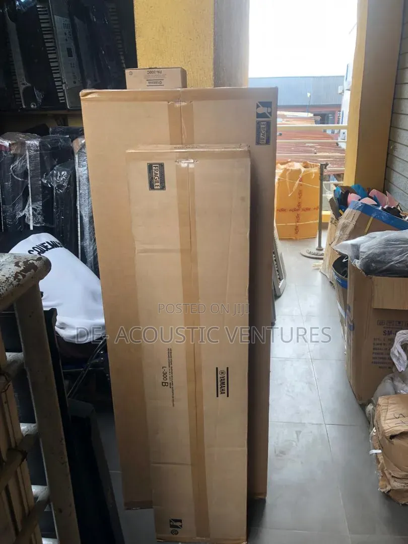 Brand New DGX 670B Portable Grand Piano With Stand