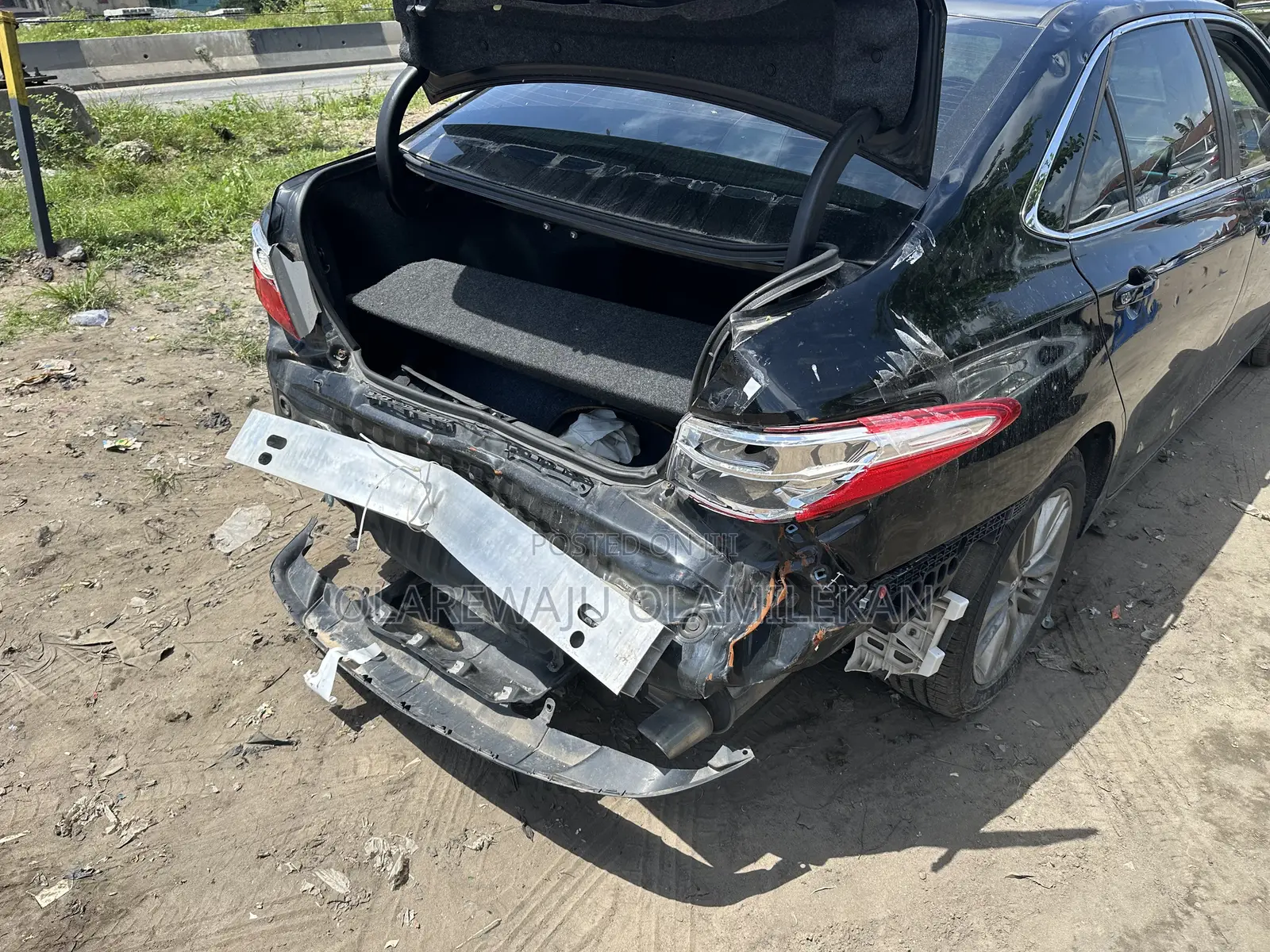 Toyota Camry 2016 Black