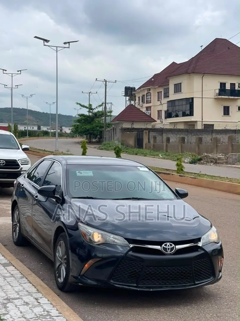 Toyota Camry SE 4dr Sedan (2.5L 4cyl 6A) 2015 Black