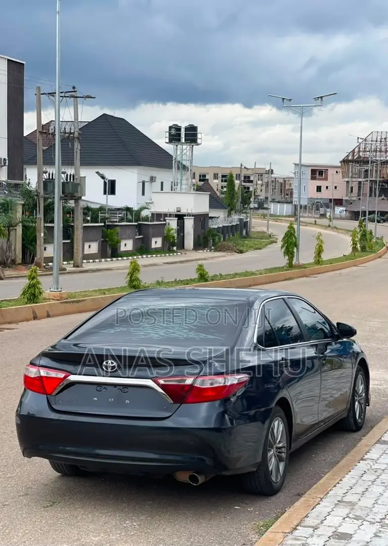 Toyota Camry SE 4dr Sedan (2.5L 4cyl 6A) 2015 Black