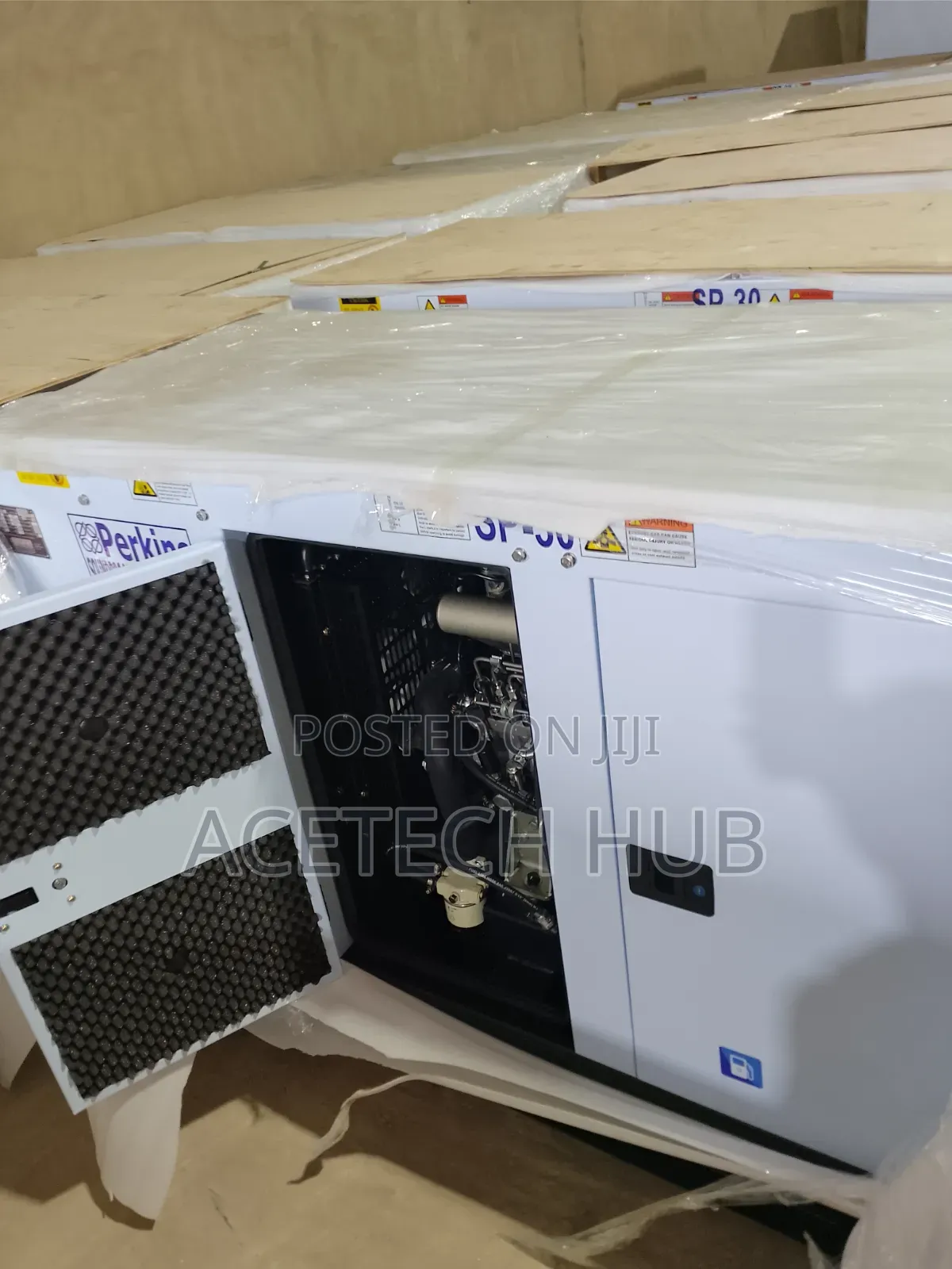 Neat Perkins 30kva Diesel Generator With Silent Canopy