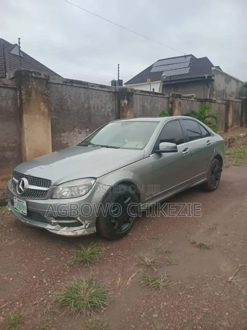 Mercedes-Benz C300 2009 Silver