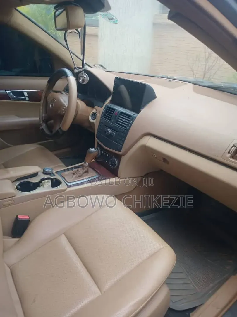 Mercedes-Benz C300 2009 Silver