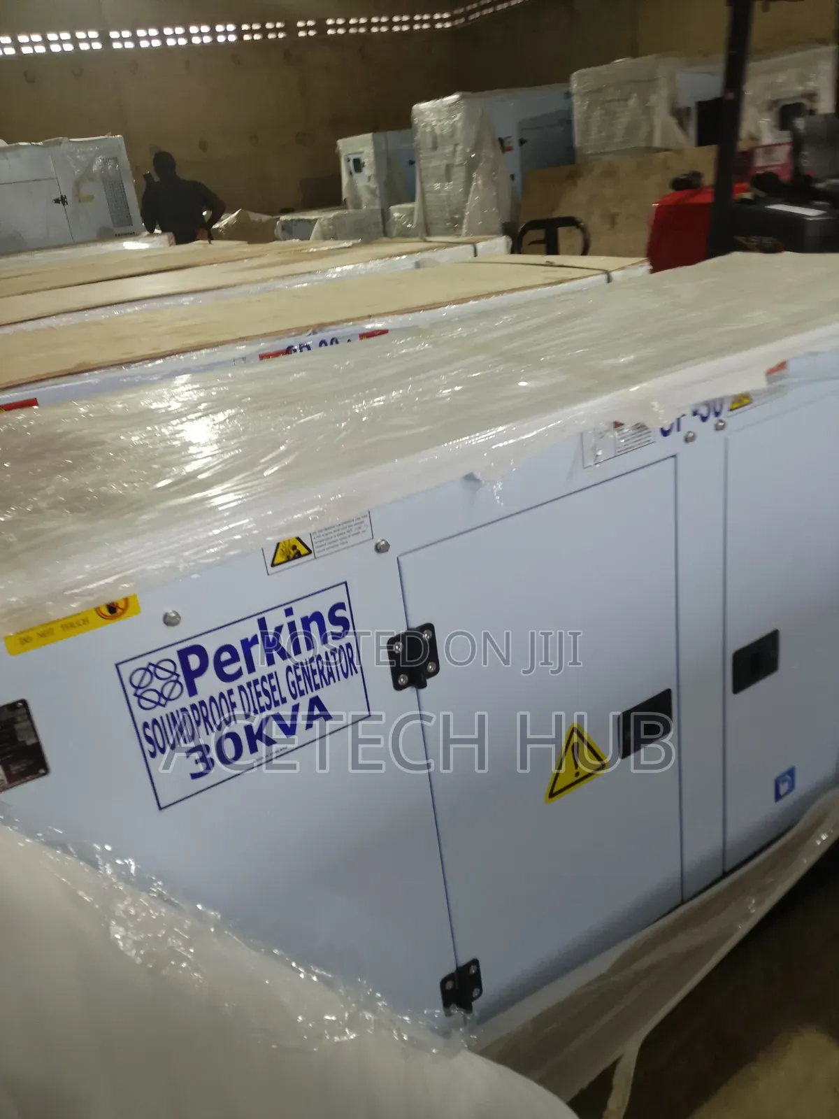 Original Perkins 30kva Soundproof Gen – Clean Working Condition
