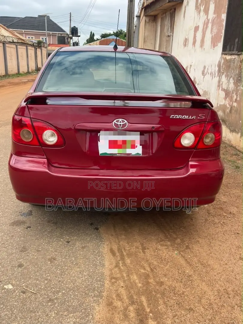 Toyota Corolla 2006 Red