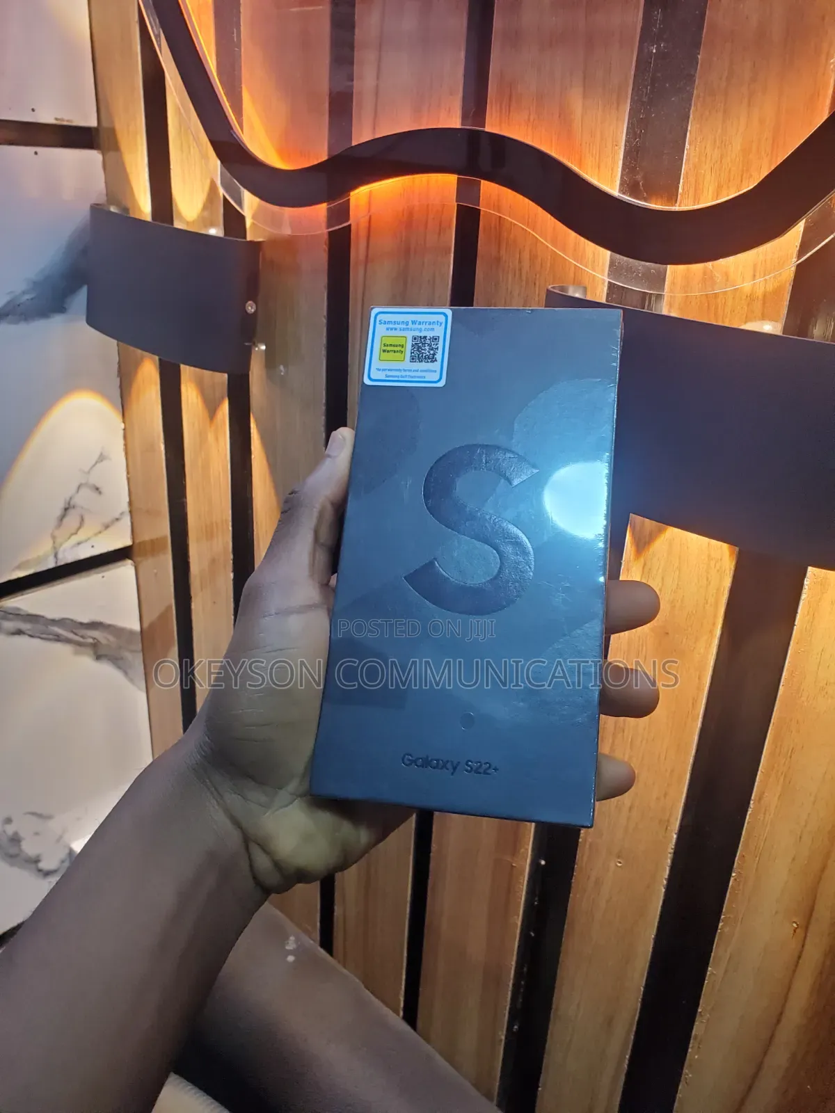 New Samsung Galaxy S22+ 5G 128 GB Black