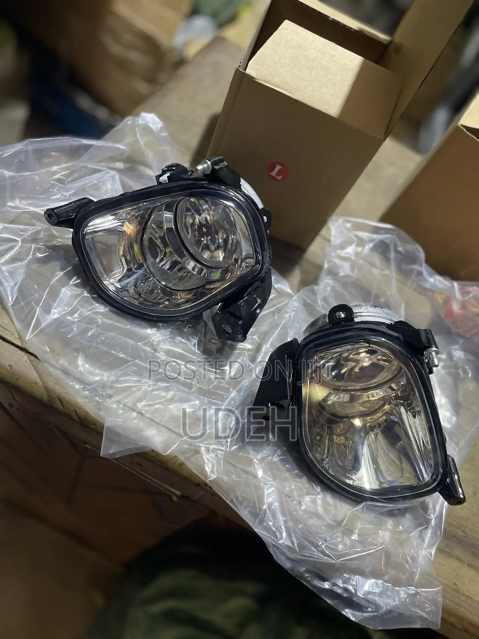 Foglamp Avensis 2005