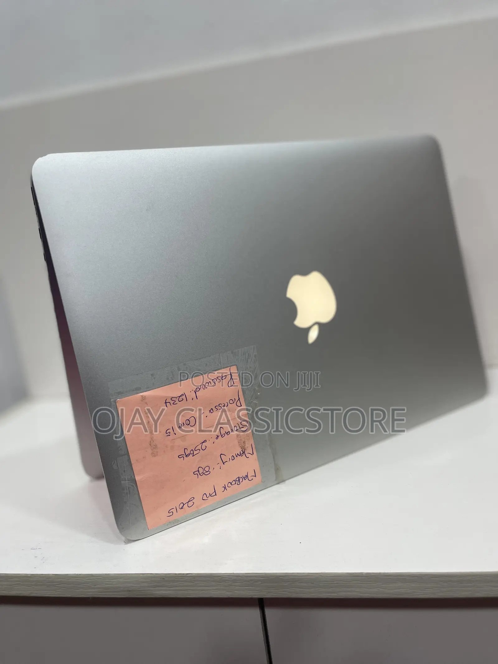 Laptop Apple MacBook Pro 2015 8GB Intel Core i5 SSD 256GB