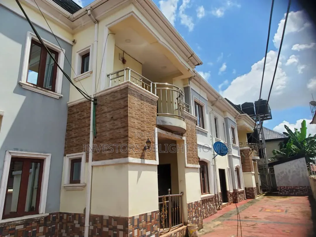 2bdrm Block of Flats in Oshimili South for sale
