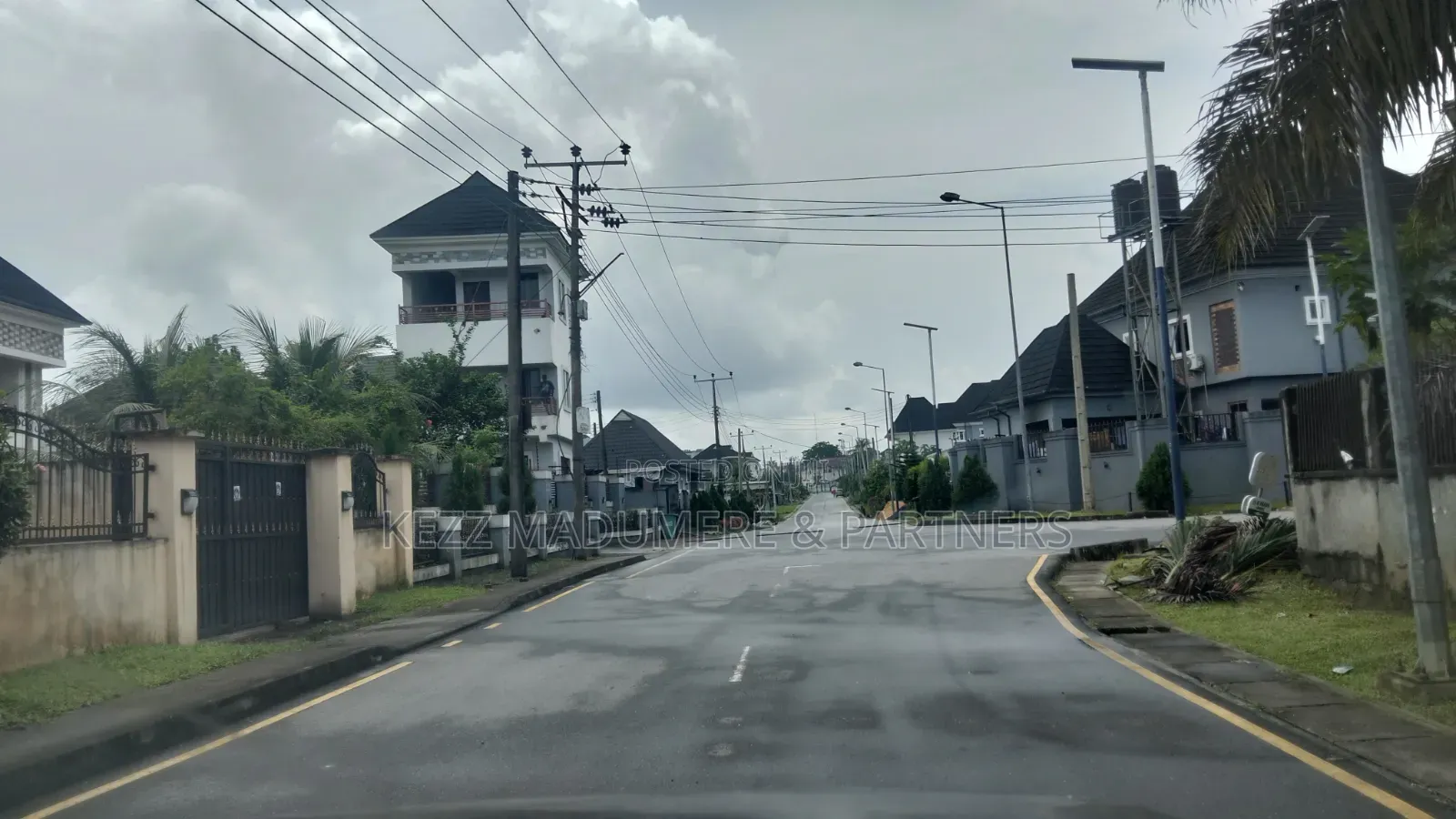 For Sale : 1 Plot at Ivory Height Estate Eneka Link Road Ph
