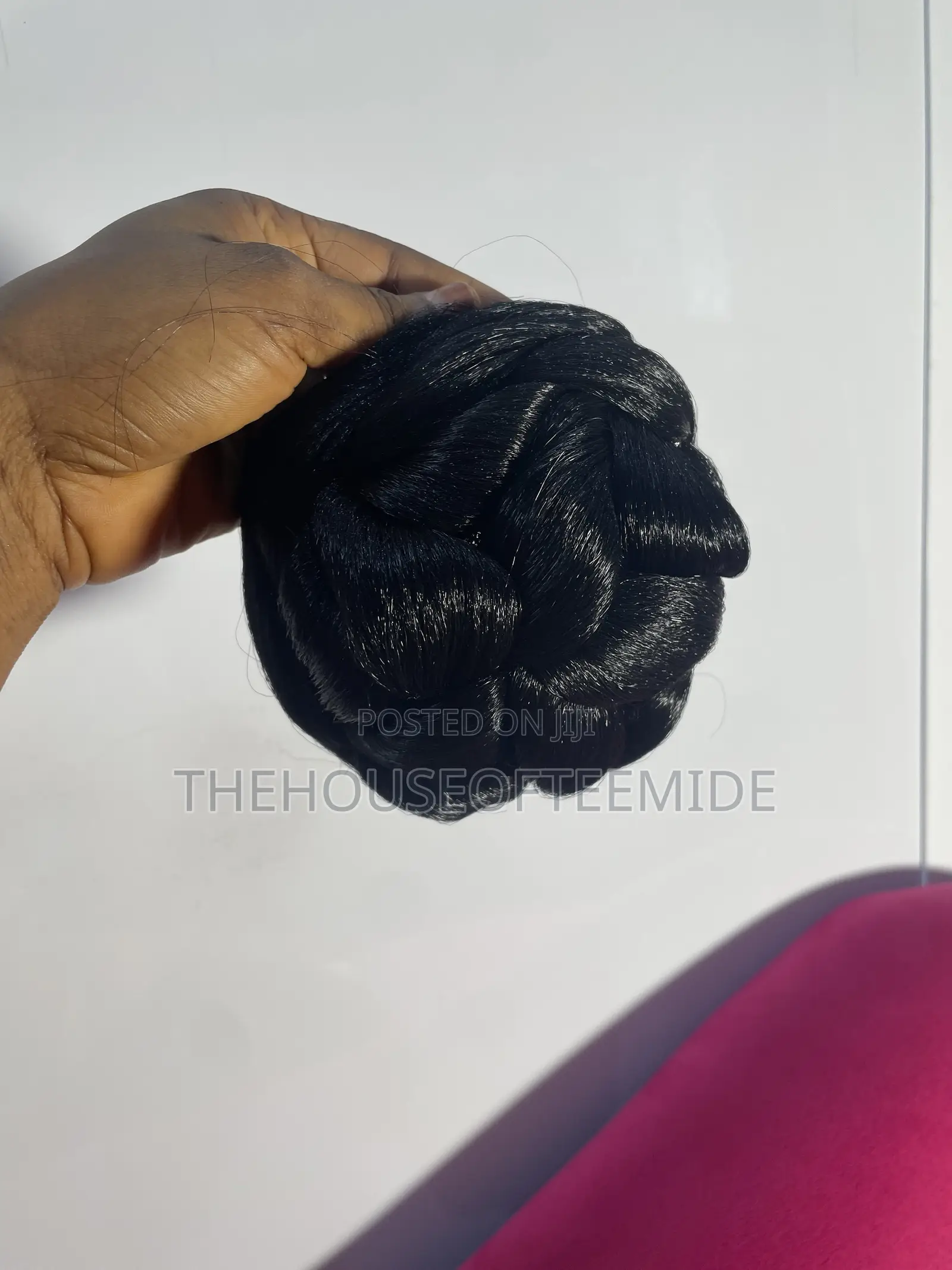Fine Hair Bun