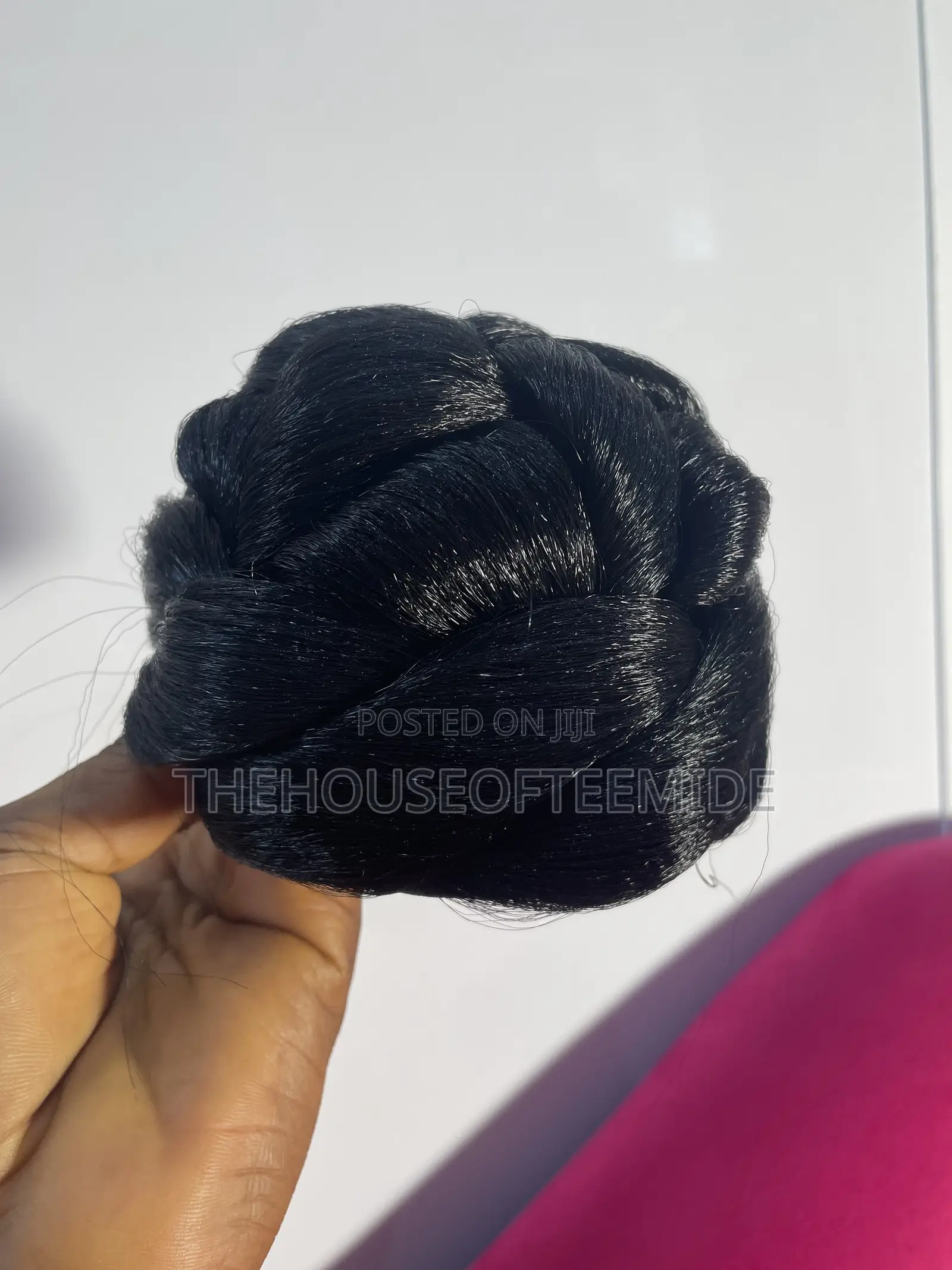 Fine Hair Bun