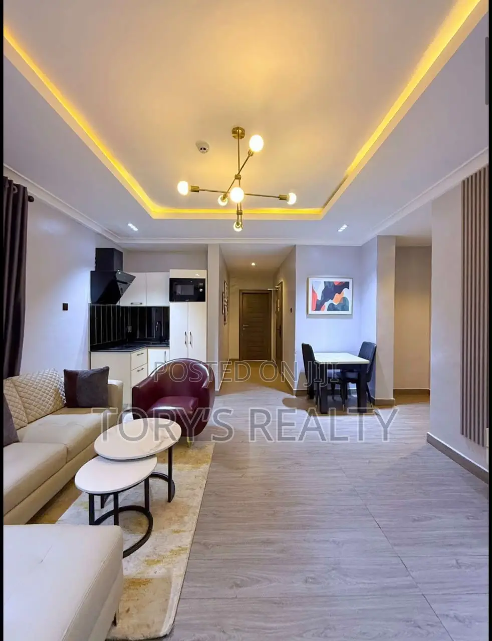 Luxuriously Furnished 2 Bedroom Apartment