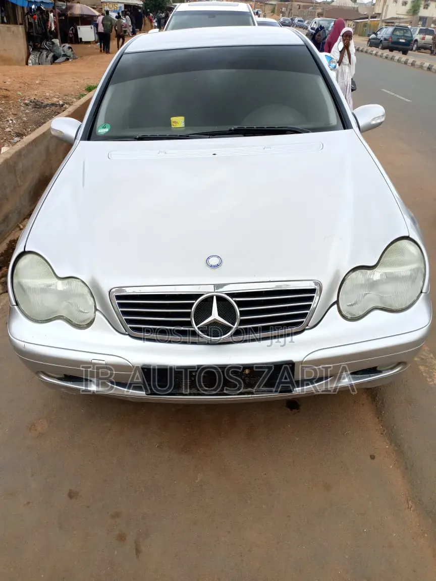Mercedes-Benz C230 2003 Silver