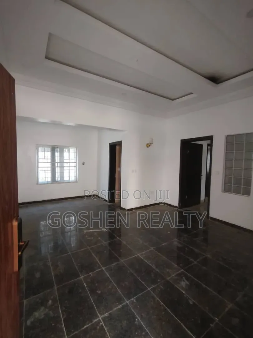 2bdrm Block of Flats in Jahi Gilmor for rent