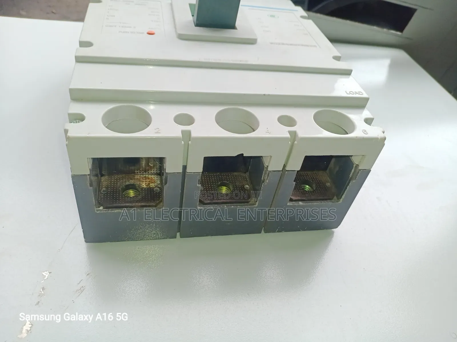 800amps 3pole Breaker