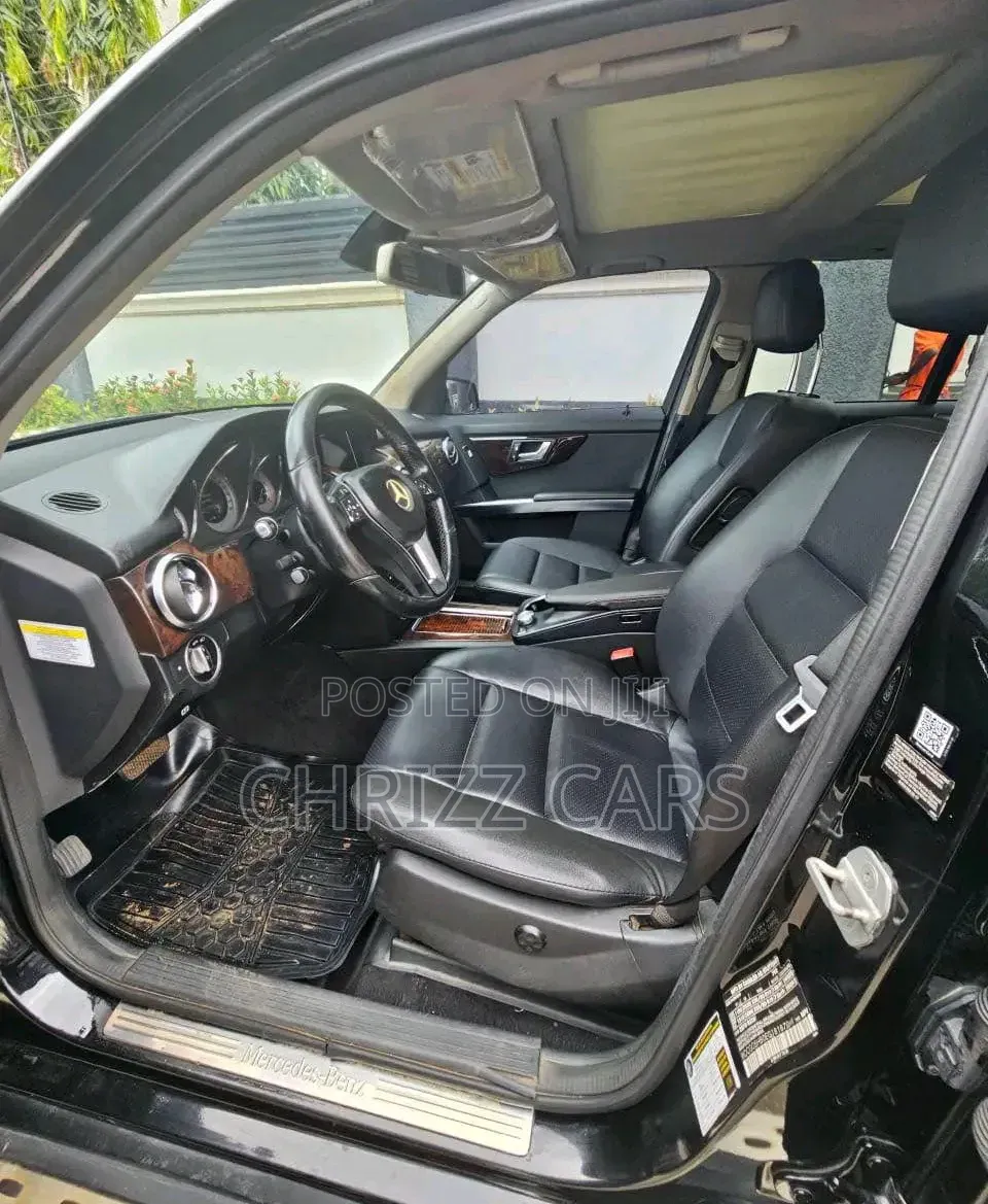 Mercedes-Benz GLK-Class 350 2014 Black