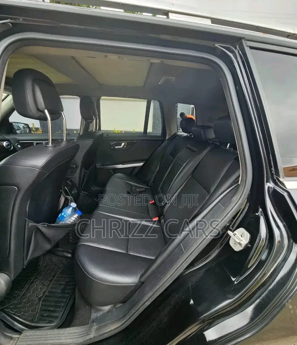Mercedes-Benz GLK-Class 350 2014 Black