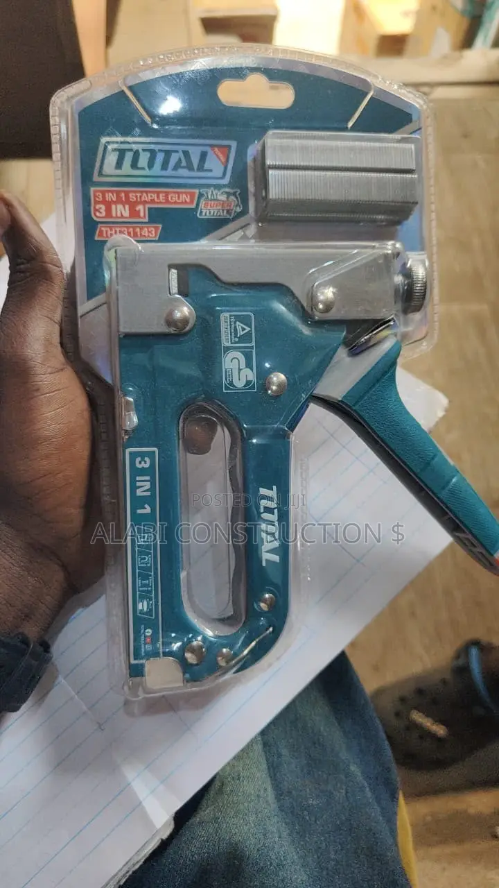 3-in-1 Heavy Duty Staple Gun