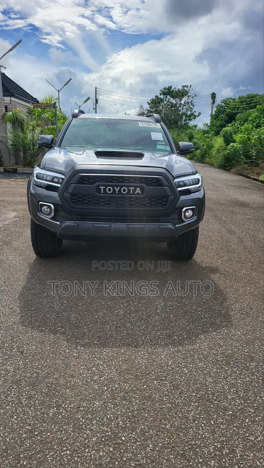 Toyota Tacoma Limited V6 4x2 Double Cab 127.4 in. WB 2020 Gray