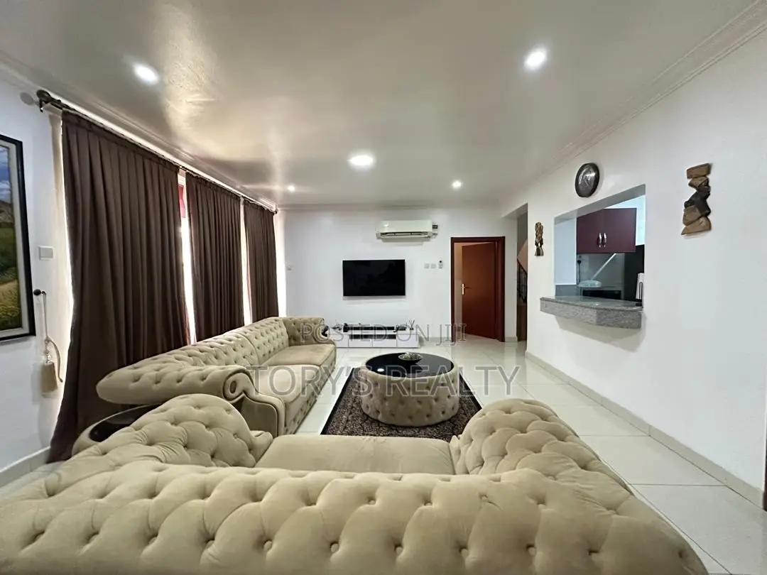 Furnished 3bdrm Apartment in Chevron for rent