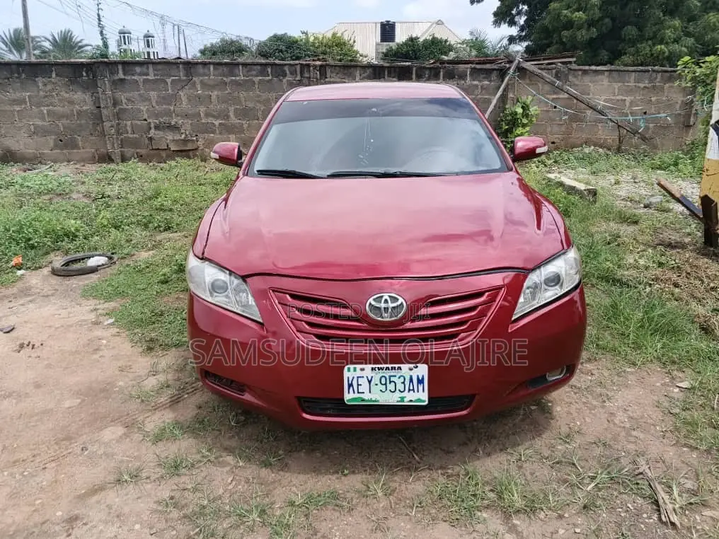 Toyota Camry 2009 Red