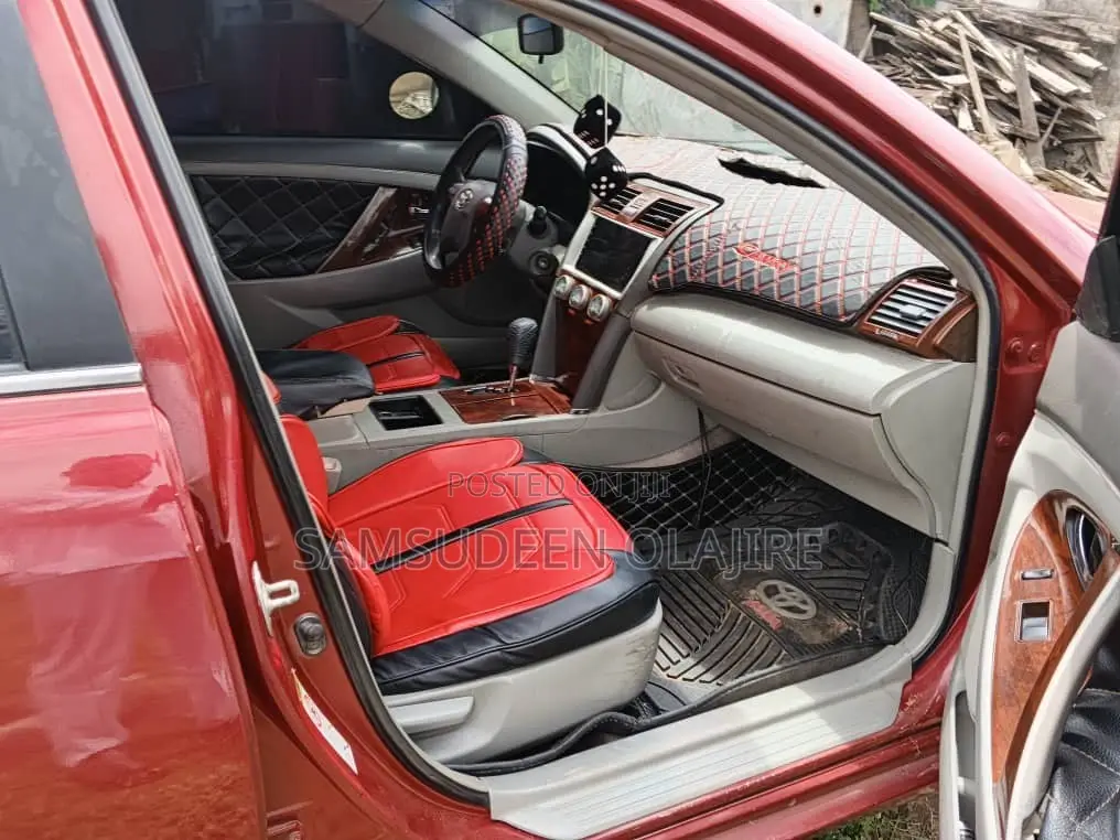 Toyota Camry 2009 Red