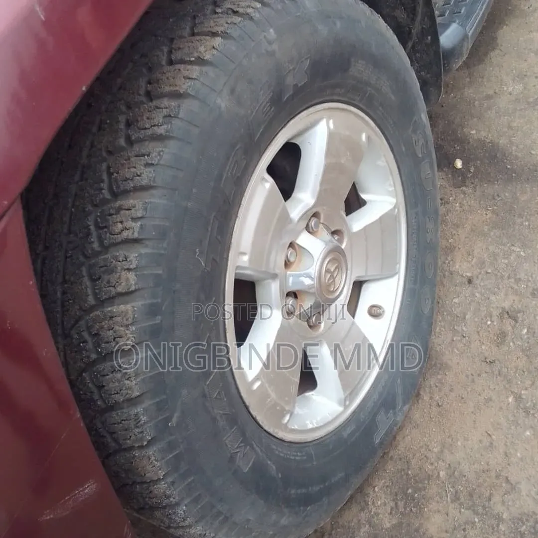 Toyota 4-Runner 2004 Red