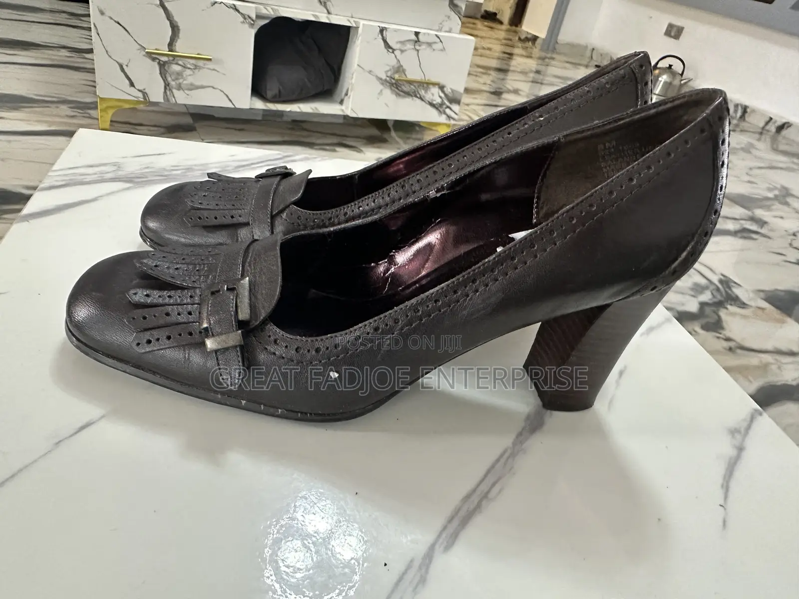 Classic Dark Brown Leather Bow Detail Court Heels