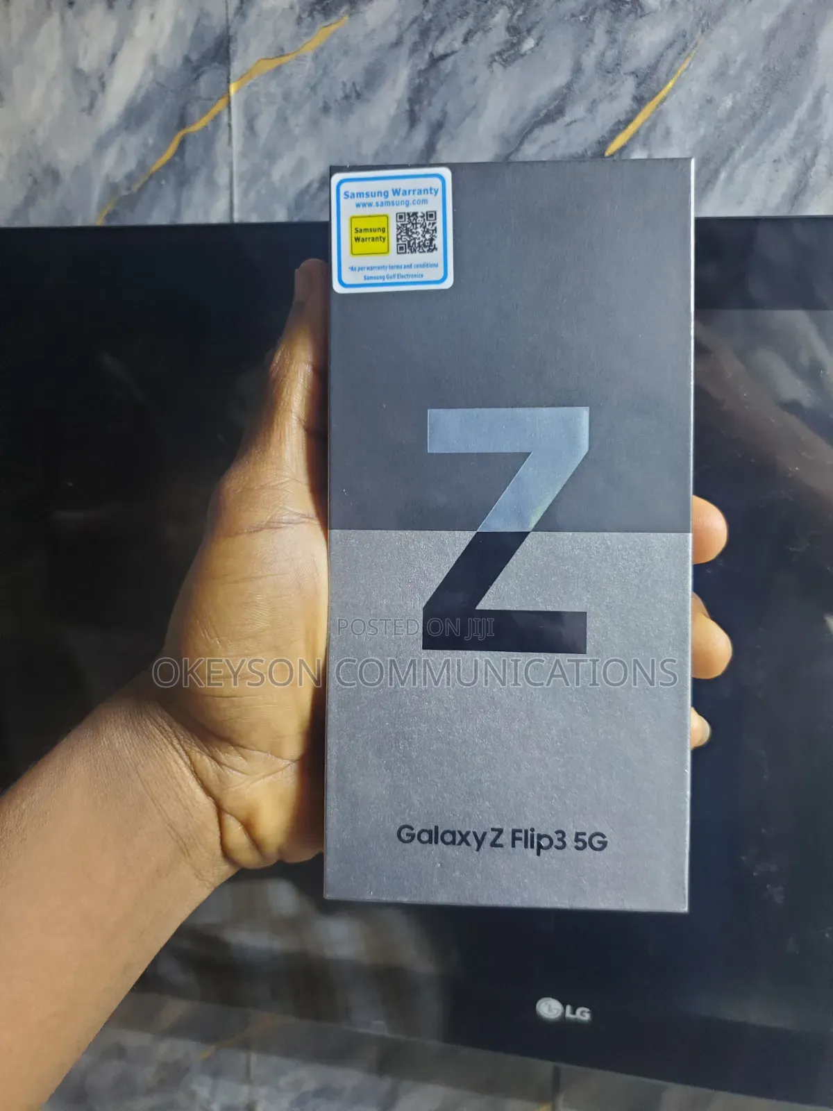 New Samsung Galaxy Z Flip3 5G 256 GB Purple