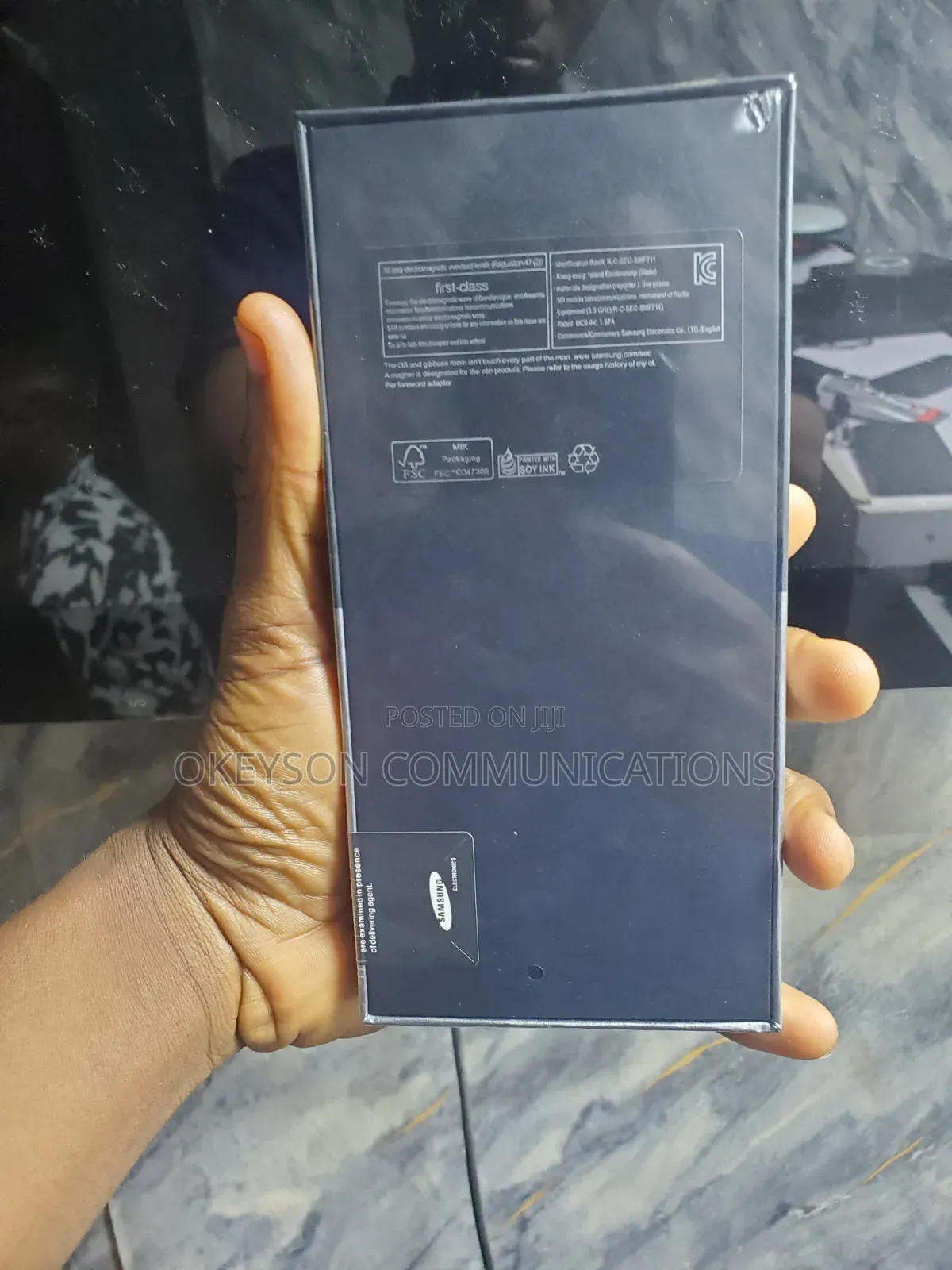 New Samsung Galaxy Z Flip3 5G 256 GB Purple