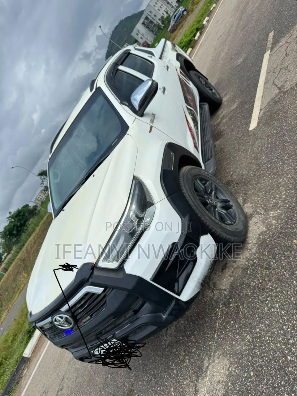Toyota Hilux 2015 White