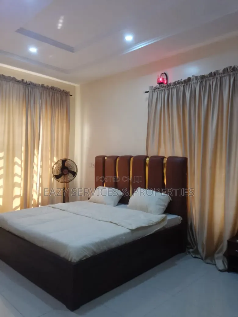 Furnished 4bdrm Duplex in Gated And Secured, Chevron for rent