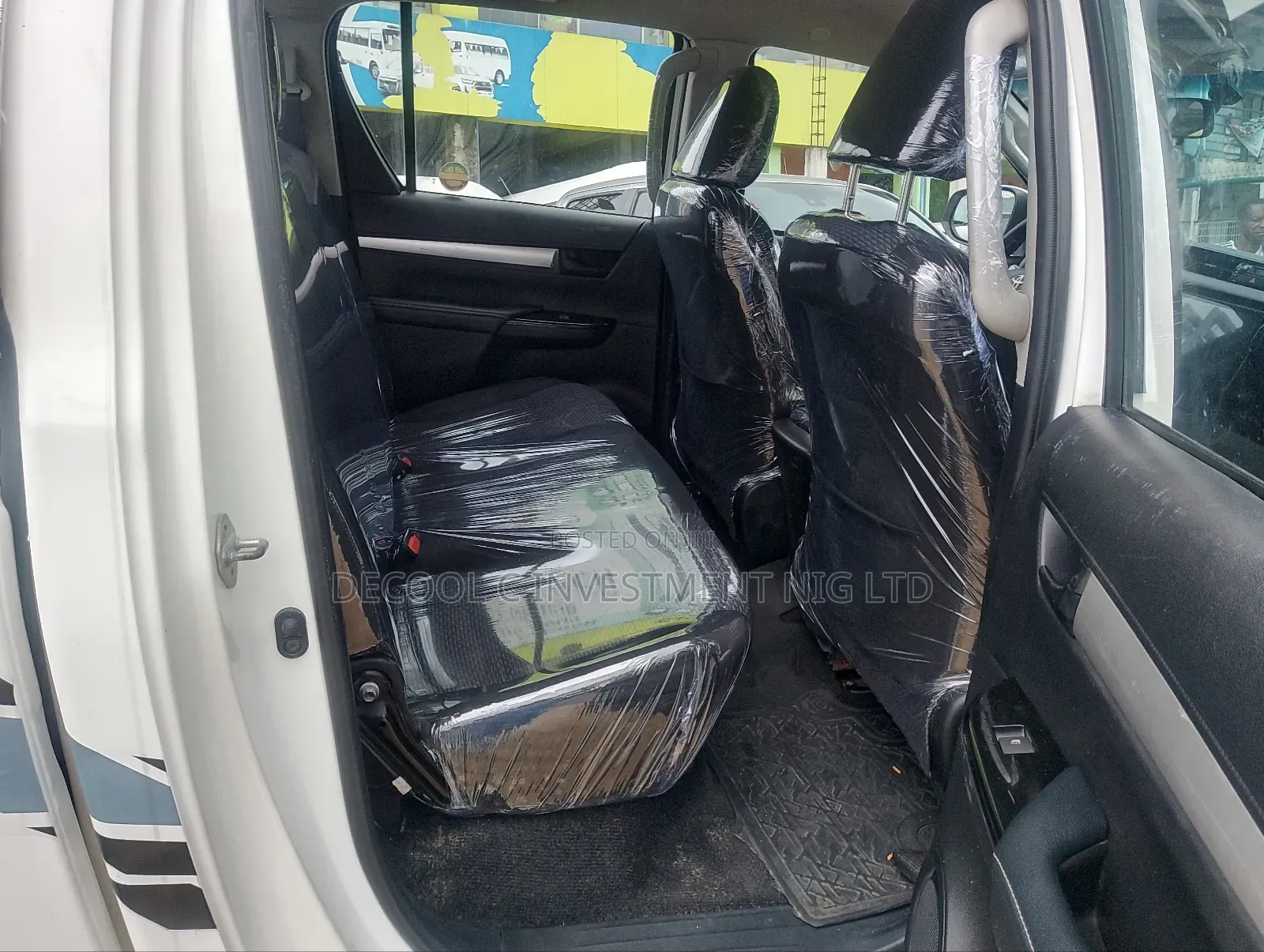 Toyota Hilux Revo Double Cab Petrol 2.7 RWD 2022 White