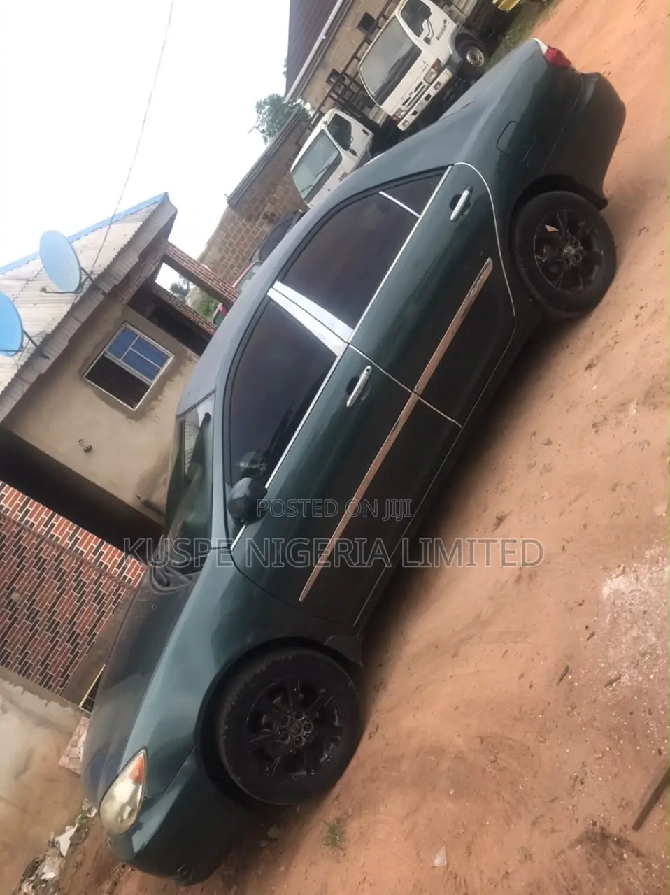 Toyota Camry LE 4dr Sedan (2.4L 4cyl 4A) 2004