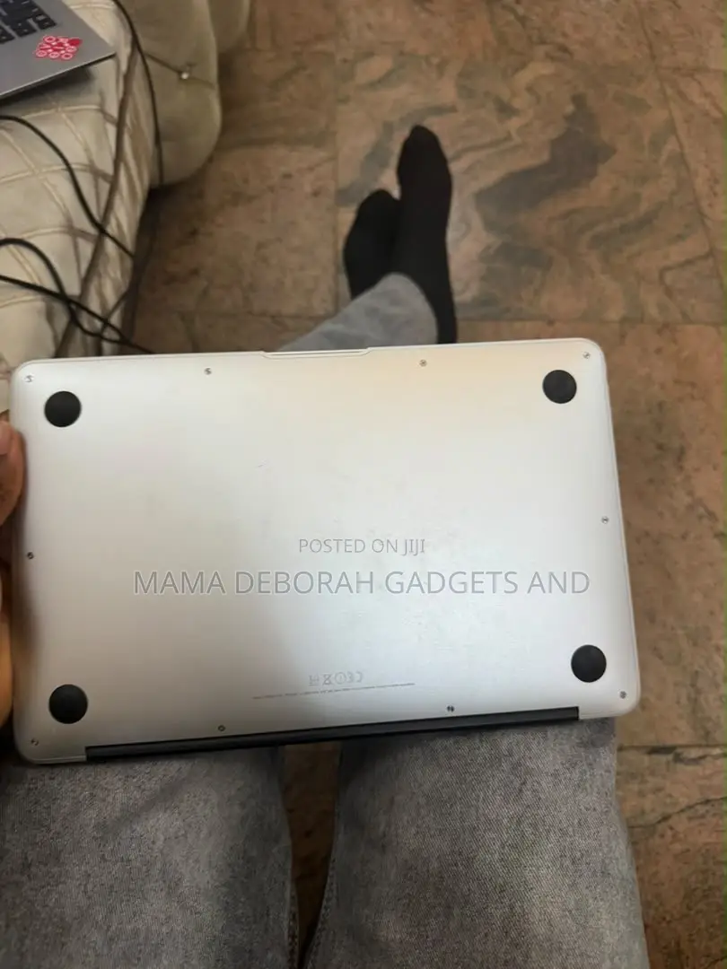 Laptop Apple MacBook Air 8GB Intel Core i5 SSD 256GB